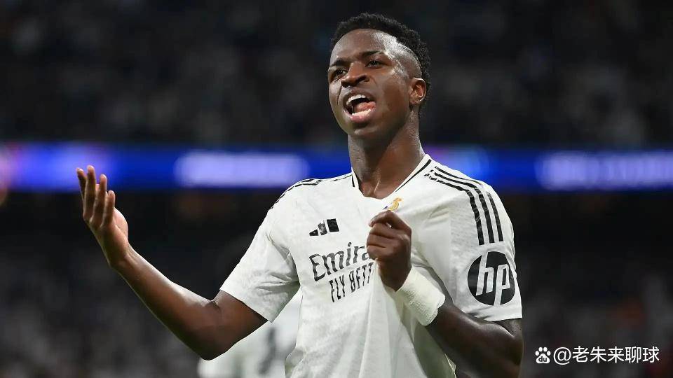 西甲惊现罗生门！维尼修斯被骂猴子前，到底说了啥？